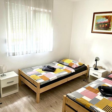 Apartman Lucija Kuca Za Odmor Vukovar Exteriör bild